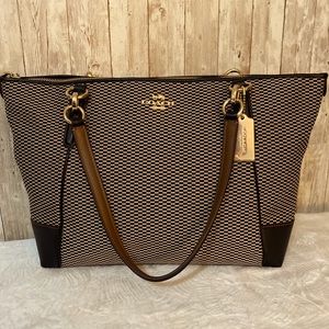 COACH LEGACY AVA TOTE NWT